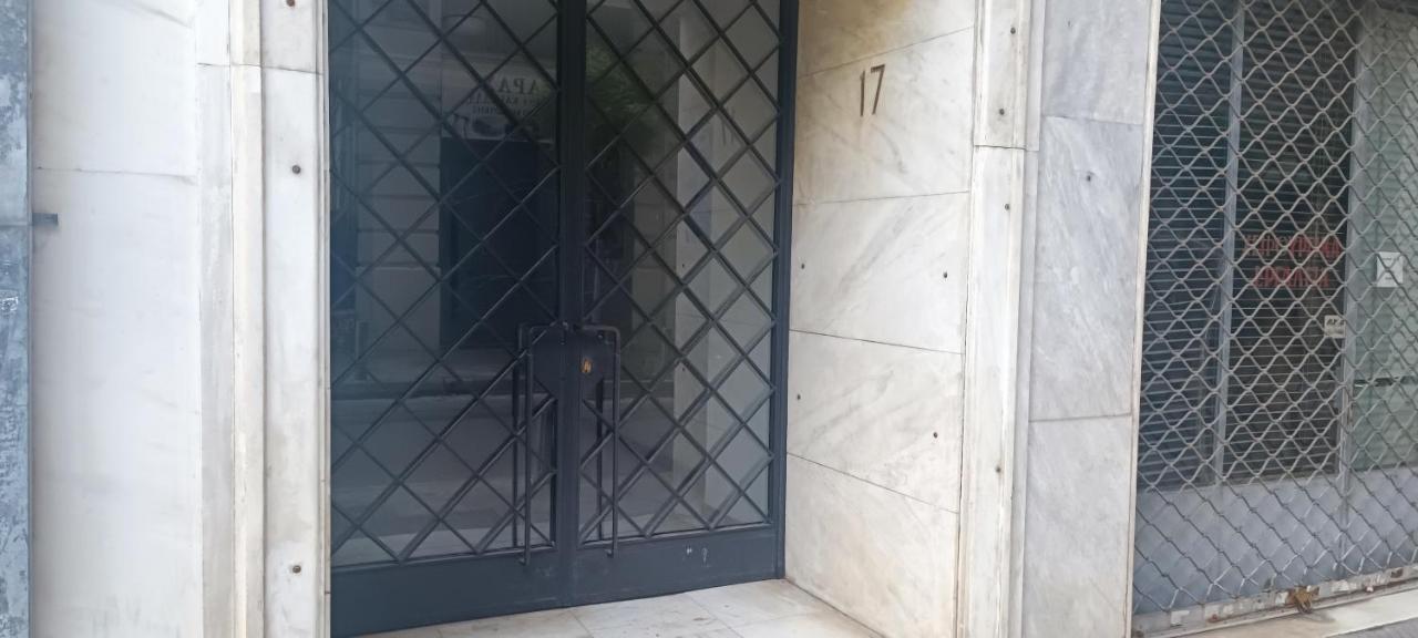 Pnoe D'athenes Apartment *